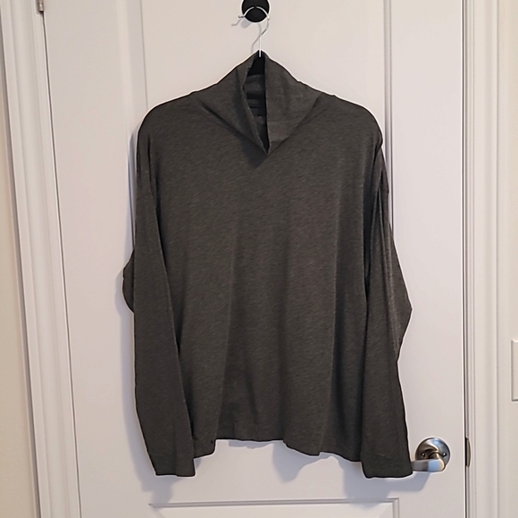 GAP Tops - Gap Lightweight Turtleneck
